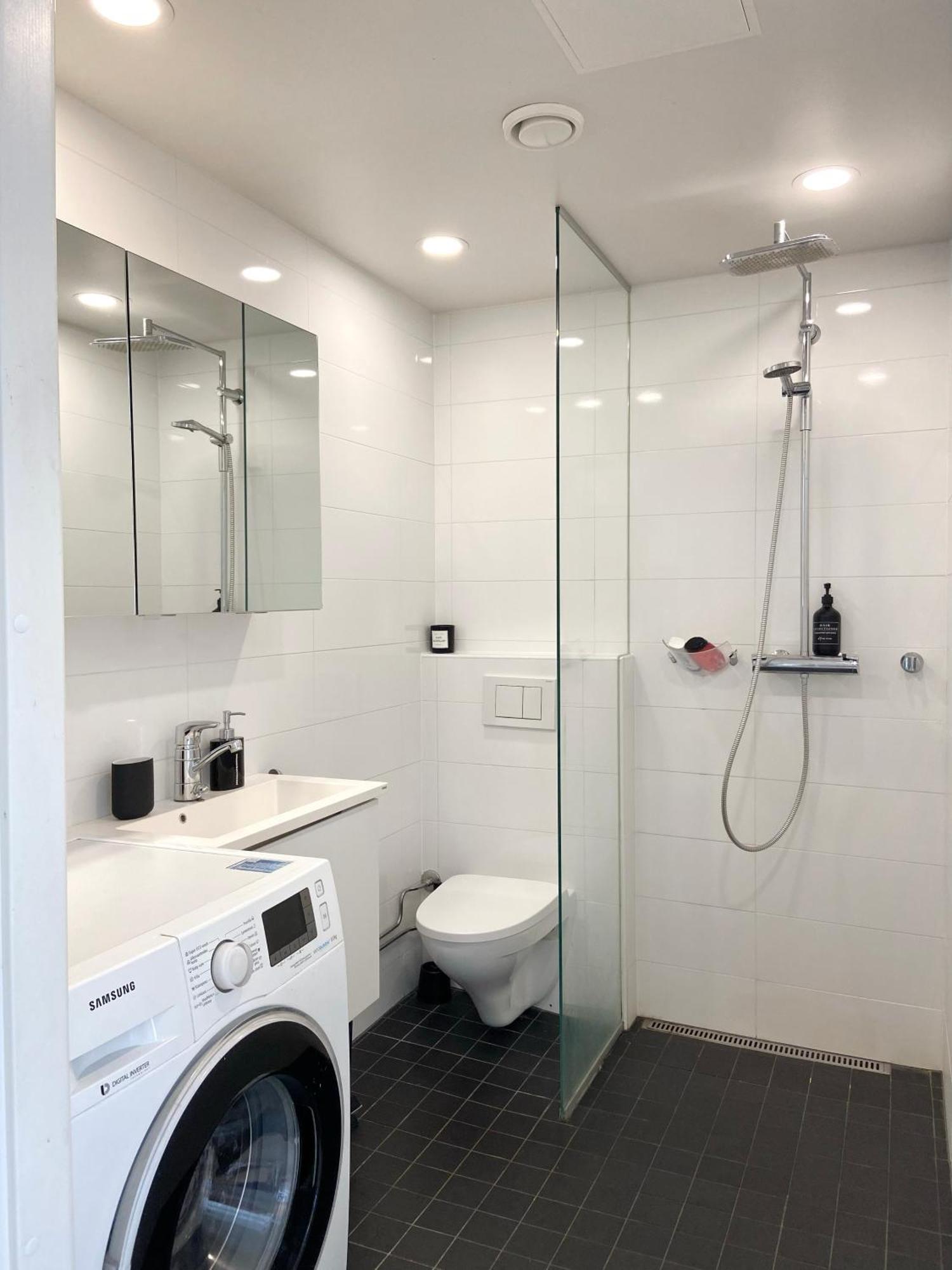 Elegant Penthouse Loft - Center Apartment เฮลซิงกิ ภายนอก รูปภาพ